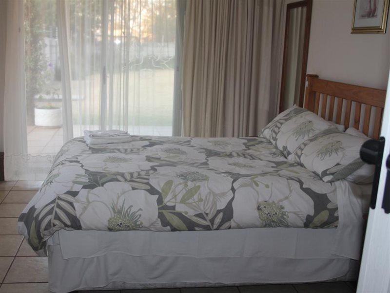 Dove'S Nest Guest House เคมป์ตัน พาร์ค ภายนอก รูปภาพ